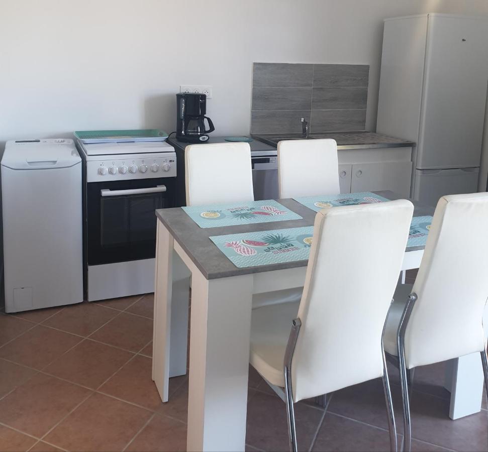 Logement Calme Et Agreable A Proximite D'Ajaccio Canale Cabanes Exteriör bild